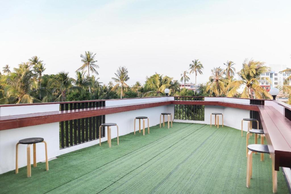 Sleepbox Hostel Suratthani Surat Thani Esterno foto