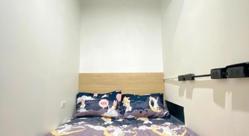 Sleepbox Hostel Suratthani Surat Thani Esterno foto