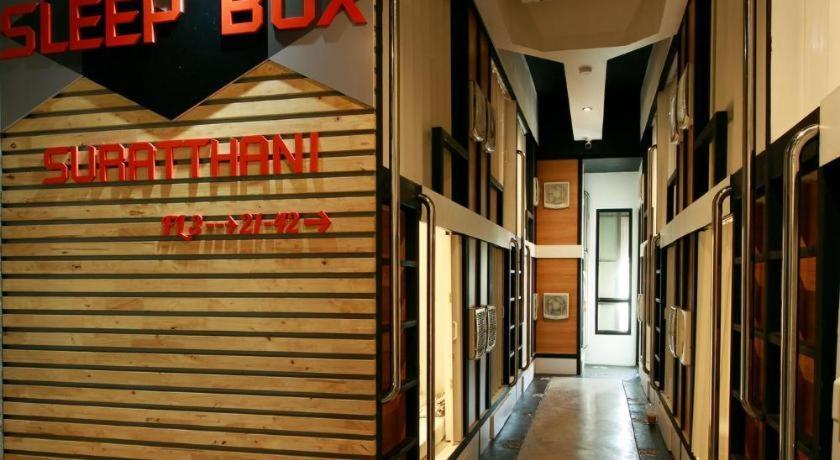 Sleepbox Hostel Suratthani Surat Thani Esterno foto
