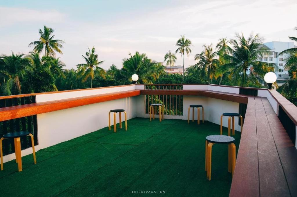 Sleepbox Hostel Suratthani Surat Thani Esterno foto