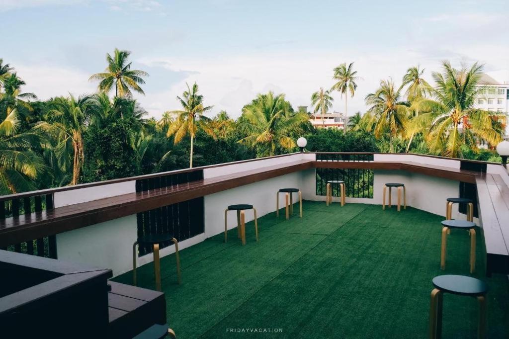 Sleepbox Hostel Suratthani Surat Thani Esterno foto